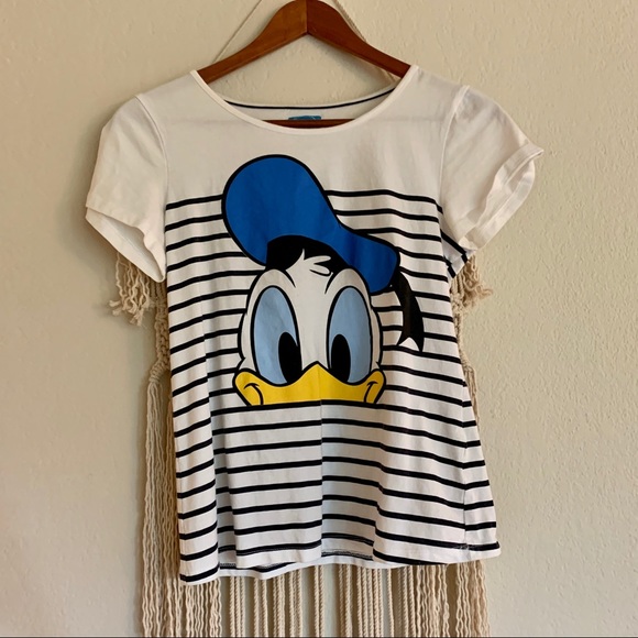 ✨free w/ bundle! Donald Duck Disney Tee - Picture 1 of 4